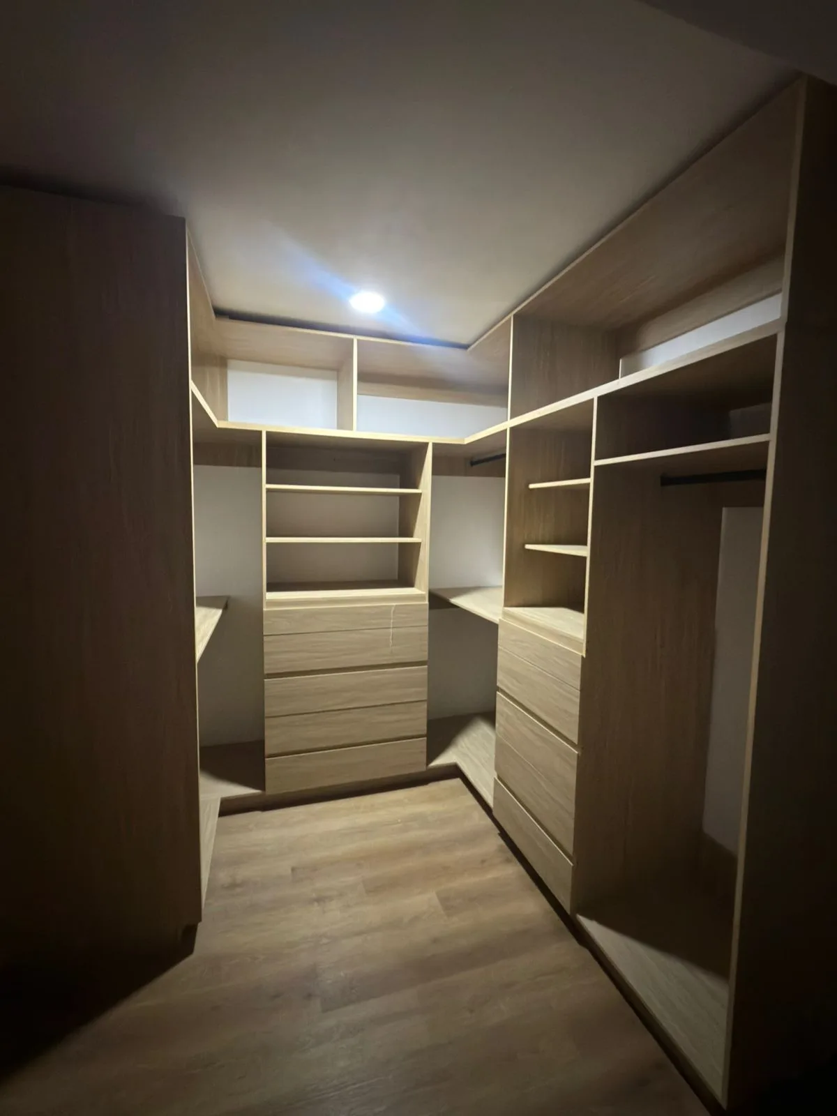 Mobiliario a medida — proyecto 1